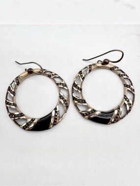 Vintage Navajo Sterling SC Silver Cloud Onyx Inlay Etched Hoop Dangle Earrings